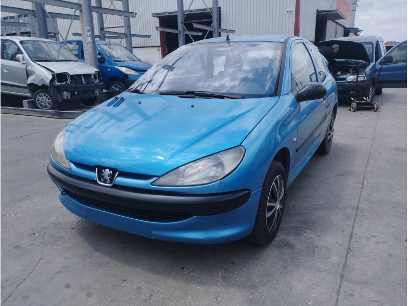 PEUGEOT 206 BERLINA