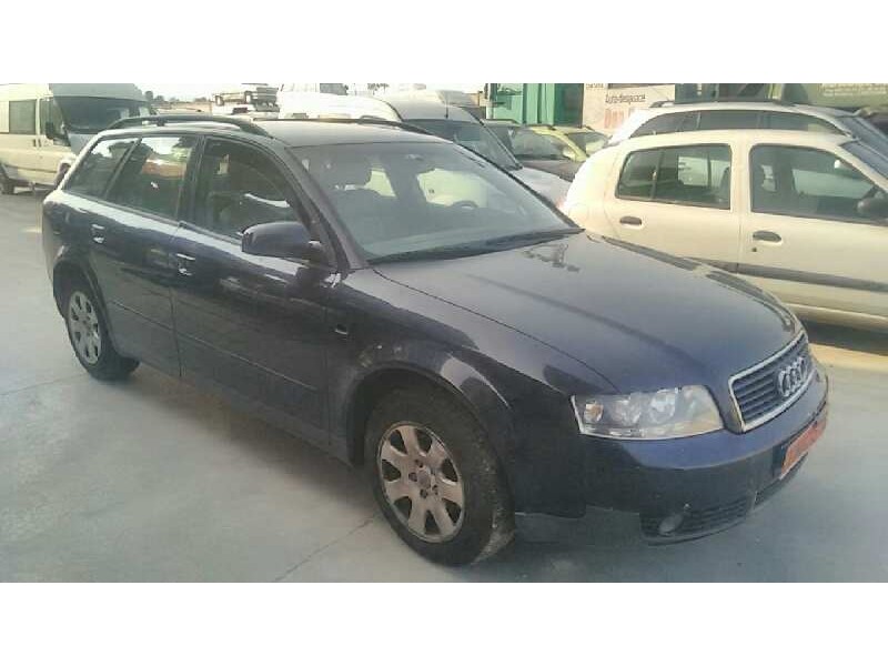 AUDI A4 AVANT (8E)
