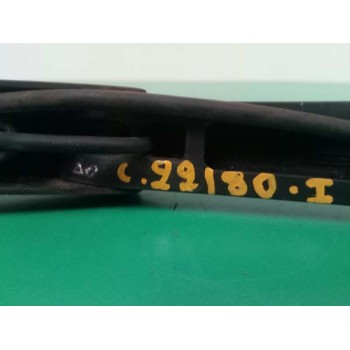 Recambio de brazo limpia delantero izquierdo para ssangyong rodius xdi referencia OEM IAM   