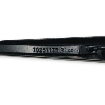 Recambio de brazo limpia delantero derecho para mg marvel r ev (ep21) referencia OEM IAM 10251176P  