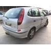 nissan almera tino (v10) del año 2004