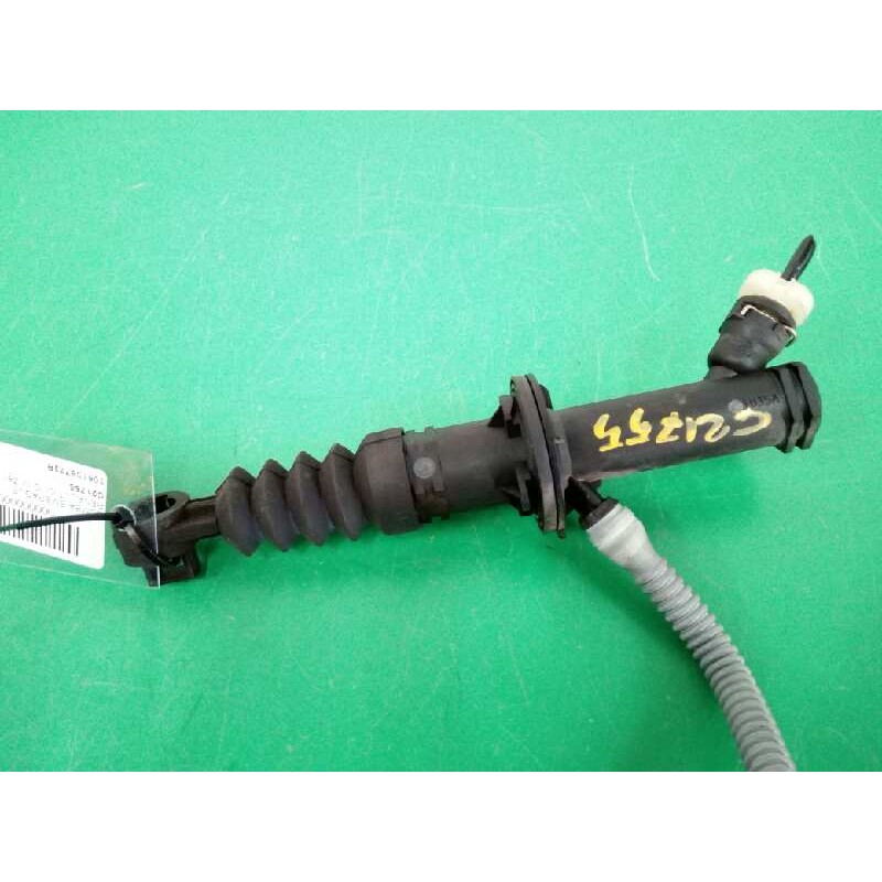 Recambio de bomba embrague para renault clio iv zen referencia OEM IAM 306105773R  