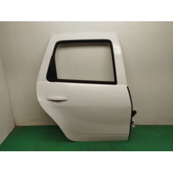 PUERTA TRASERA DERECHA 821007807R 