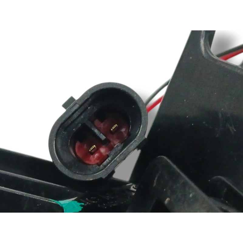 PILOTO TRASERO IZQUIERDO PARAGOLPES REFLECTOR