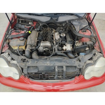 mercedes-benz clase c (w203) berlina del año 2001