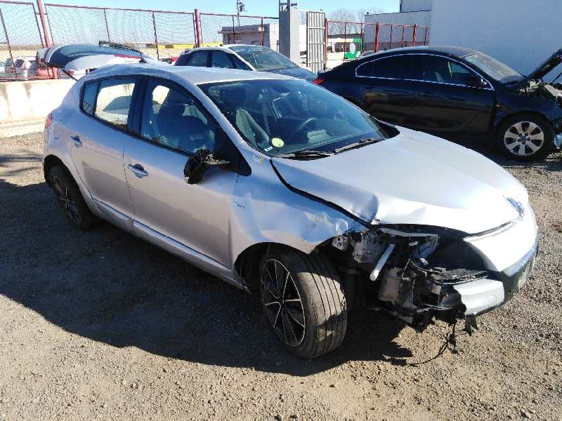 RENAULT MEGANE III BERLINA 5 P