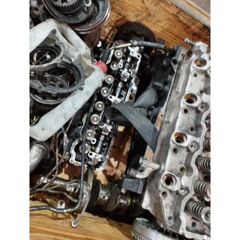 Recambio de despiece motor para mitsubishi montero (l040) 2500 td (4-ptas.) referencia OEM IAM 4D56T  