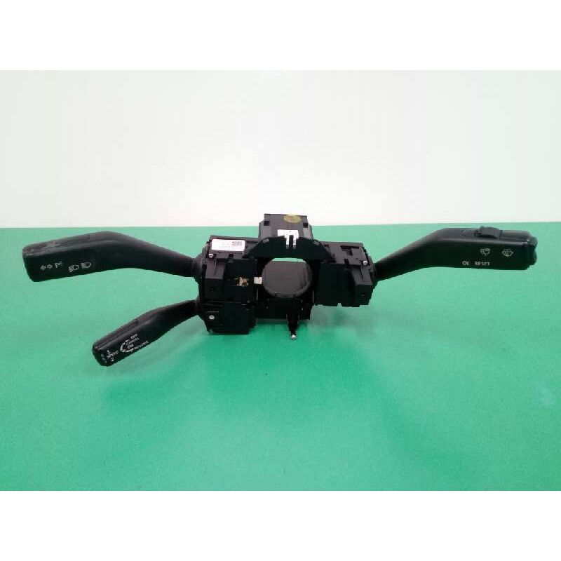 Recambio de mando multifuncion para volkswagen passat berlina (3c2) advance referencia OEM IAM 3C5953513C 3C5953507C 