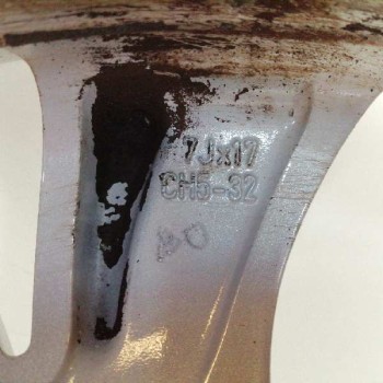 Recambio de llanta para citroën c5 berlina premier referencia OEM IAM 9656877580 7JX17 CH5-32 