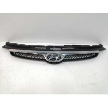 Recambio de rejilla delantera para hyundai i30 1.6 crdi cat referencia OEM IAM 863512L000  