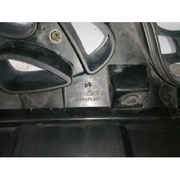 Recambio de rejilla delantera para hyundai i30 1.6 crdi cat referencia OEM IAM 863512L000  