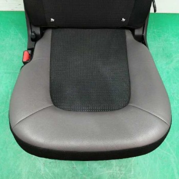 Recambio de asientos trasero izquierdo para citroën c4 grand picasso 1.6 thp referencia OEM IAM   