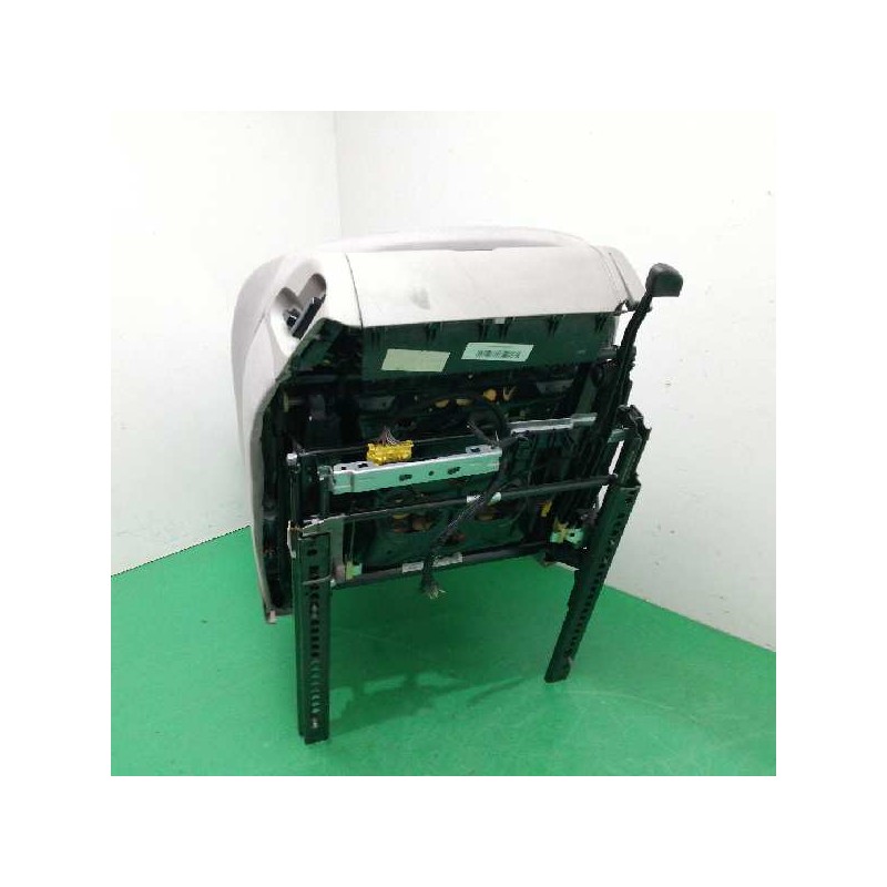ASIENTO DELANTERO DERECHO