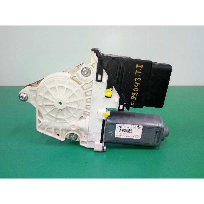 Recambio de motor elevalunas trasero izquierdo para volkswagen passat berlina (3c2) advance referencia OEM IAM 1K0959703F 974227