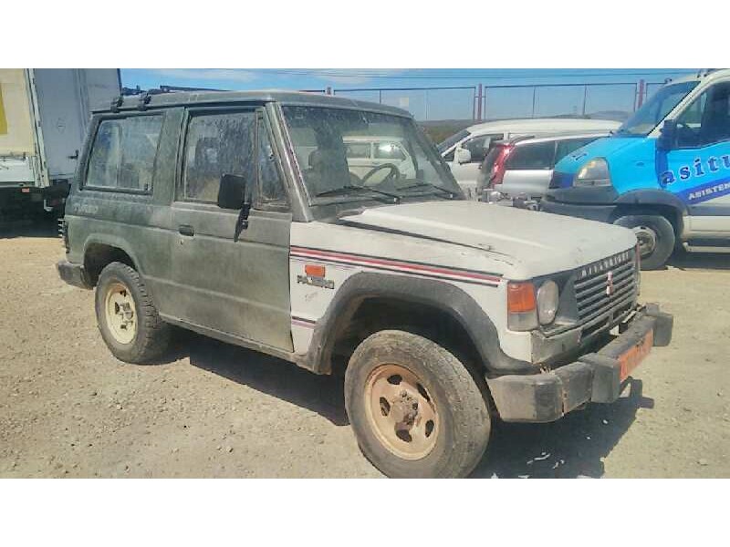 MITSUBISHI MONTERO (L040)