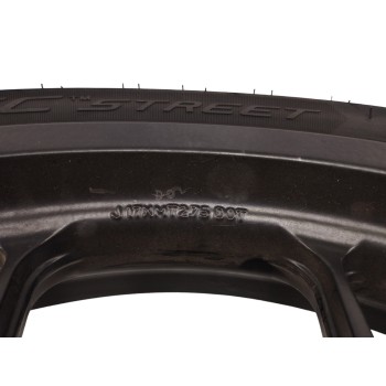 Recambio de rueda delantera para derbi gpr racing 50 racing referencia OEM IAM J17XMT275 100/80 R17 