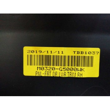 Recambio de guarnecido puerta delantera derecha para kia niro e-niro drive referencia OEM IAM 82321G5000 M0320G5000WK NEGRO