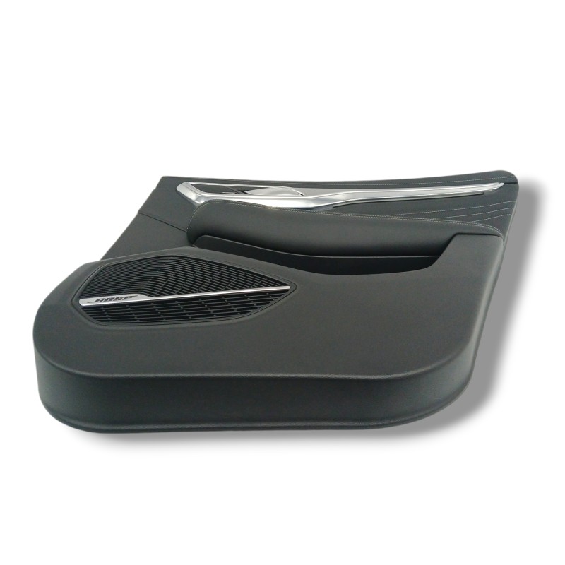 GUARNECIDO PUERTA TRASERA DERECHA