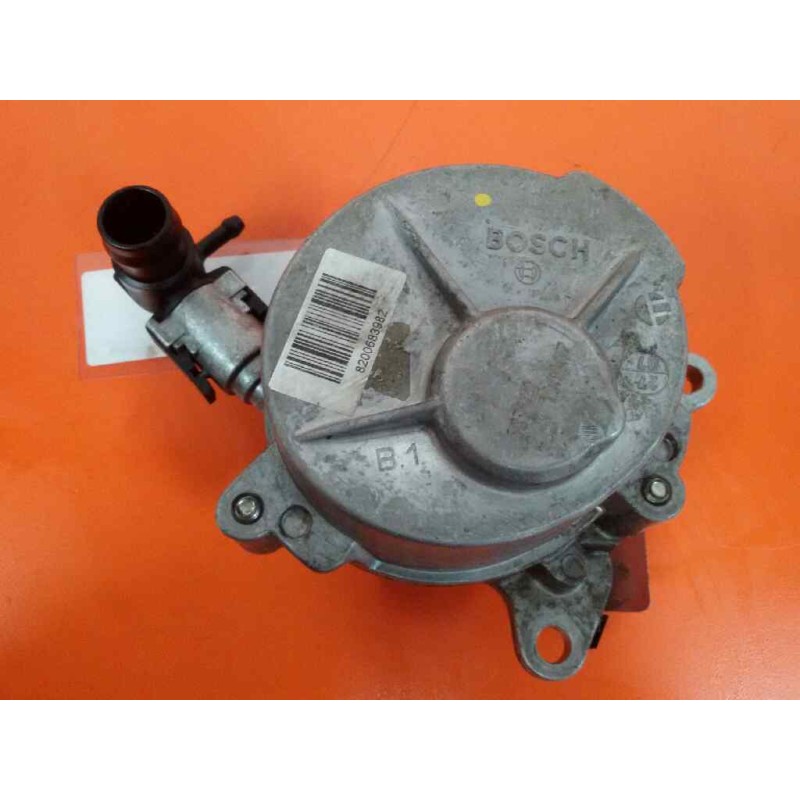 Recambio de depresor freno / bomba vacio para nissan primastar (x..) kombi l1h1 2.7t (6 sitze) referencia OEM IAM 8200683982  