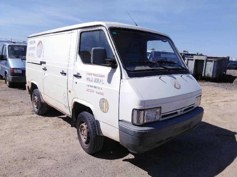 NISSAN TRADE 100