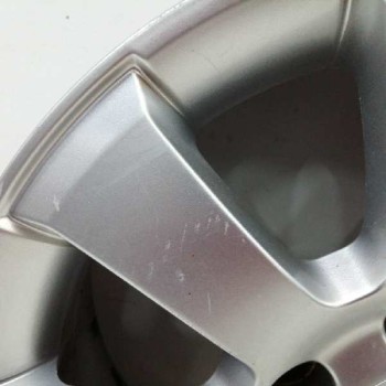 Recambio de llanta para opel vectra c berlina comfort referencia OEM IAM YN 6,5X15 ET35 