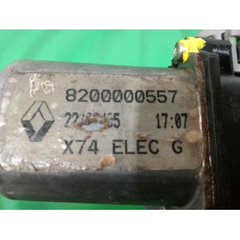 Recambio de elevalunas trasero izquierdo para renault laguna ii (bg0) confort expression referencia OEM IAM FUNDA 8200000557 CAR