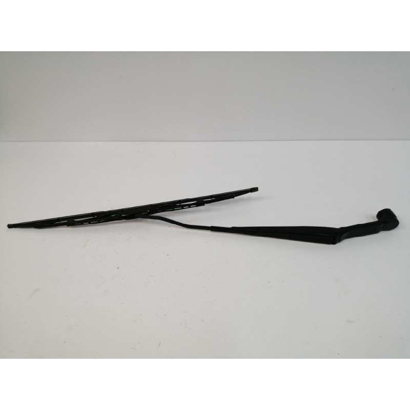 Recambio de brazo limpia delantero izquierdo para mitsubishi space star (a00) 1.2 referencia OEM IAM 8250A489  