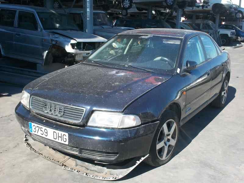 AUDI A4 BERLINA (B5)