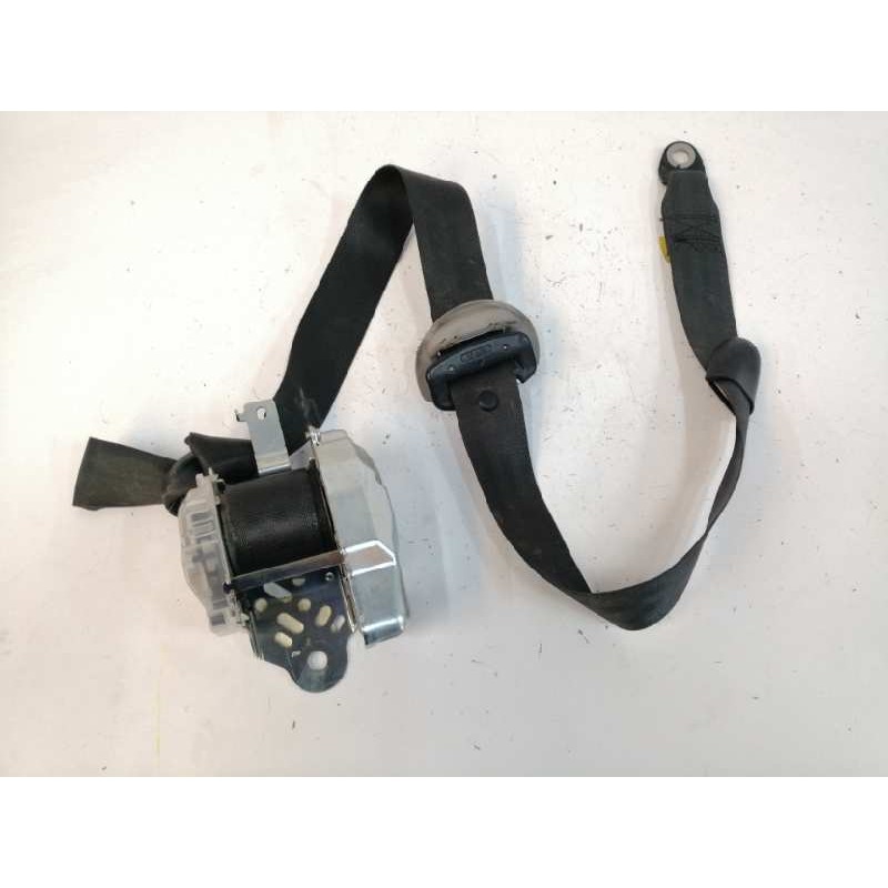 Recambio de cinturon seguridad delantero derecho para hyundai i30 1.6 crdi cat referencia OEM IAM 888202L700  