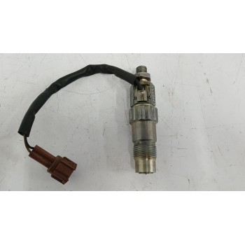 Recambio de inyector para nissan almera i hatchback (n15) 2.0 d referencia OEM IAM 166005C900  A1032