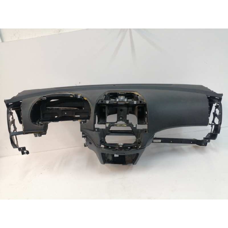 Recambio de salpicadero para hyundai i30 1.6 crdi cat referencia OEM IAM 847262L000  