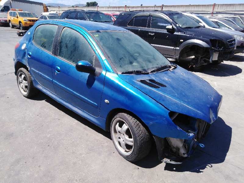 PEUGEOT 206 BERLINA