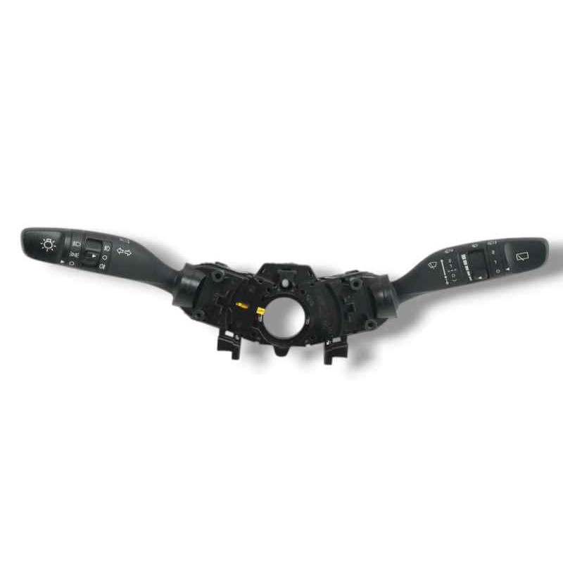 Recambio de mando multifuncion para hyundai i20 1.2 16v cat referencia OEM IAM 93403C8450 299141431 299141440