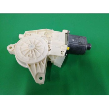 Recambio de motor elevalunas delantero izquierdo para mercedes-benz clase a (w176) a 200 d motorsport edition (176.008) referenc