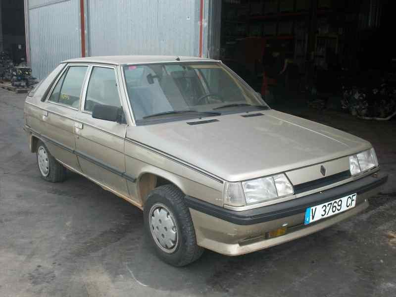 RENAULT 11