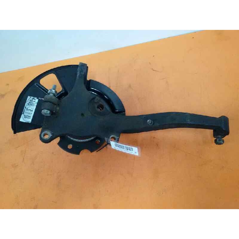Recambio de mangueta delantera izquierda para ssangyong rodius xdi referencia OEM IAM 4121021000  