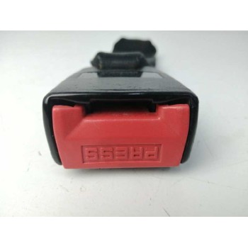 Recambio de enganche cinturon derecho para citroën saxo 1.6 vts referencia OEM IAM EA25792 TRASERO 