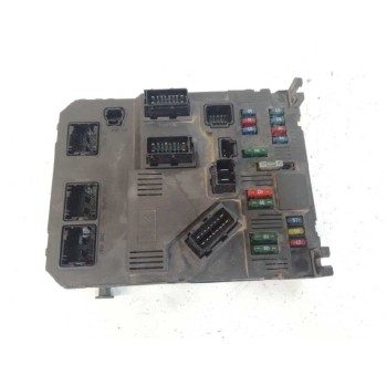Recambio de caja reles / fusibles para peugeot 206 berlina xs referencia OEM IAM 9645747480 S118085210 