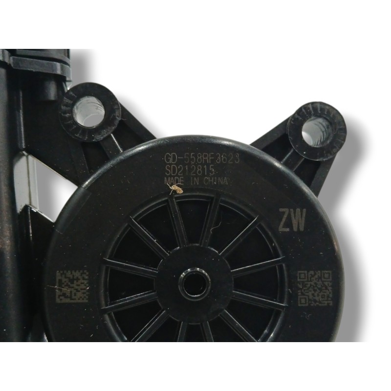 MOTOR ELEVALUNAS TRASERO DERECHO SD212815 1481370000