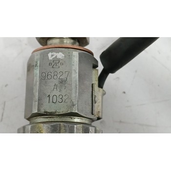 Recambio de inyector para nissan almera i hatchback (n15) 2.0 d referencia OEM IAM 166005C900  A1032