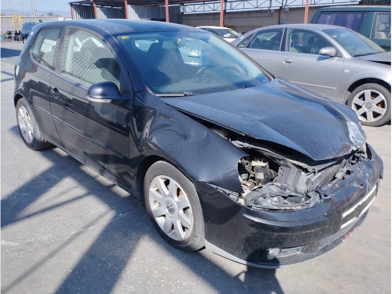 VOLKSWAGEN GOLF V BERLINA (1K1)