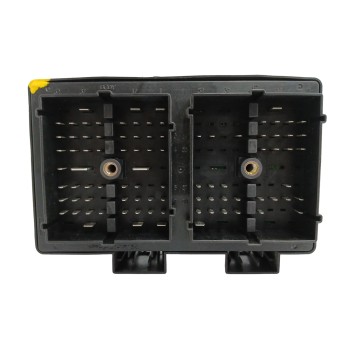Recambio de caja reles / fusibles para chevrolet captiva 2.0 diesel cat referencia OEM IAM 96821082  