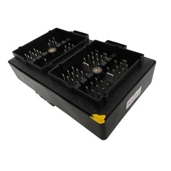 Recambio de caja reles / fusibles para chevrolet captiva 2.0 diesel cat referencia OEM IAM 96821082  