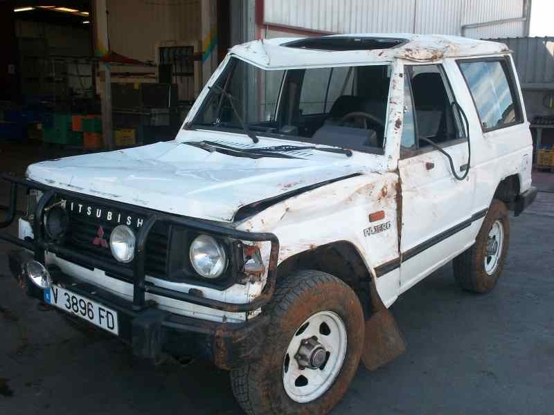 MITSUBISHI MONTERO (L040)