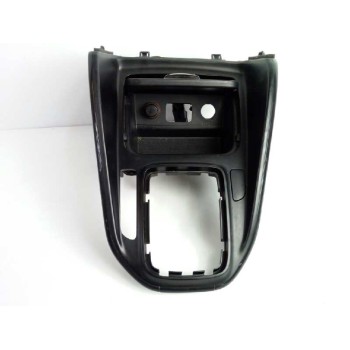 Recambio de consola central para kia carens iv 1.7 crdi referencia OEM IAM 84630A4050  