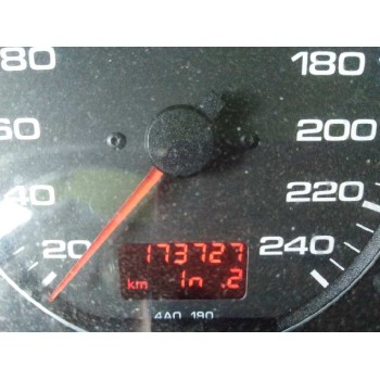 audi a6 berlina (c4) del año 1996