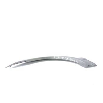 Recambio de aletin delantero izquierdo para kia sorento i (jc) 2.5 crdi referencia OEM IAM 877113E001  