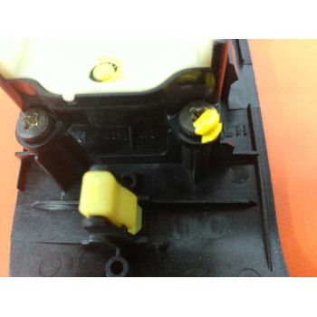 Recambio de mando elevalunas delantero izquierdo para lexus rx 400h referencia OEM IAM 8404048080  