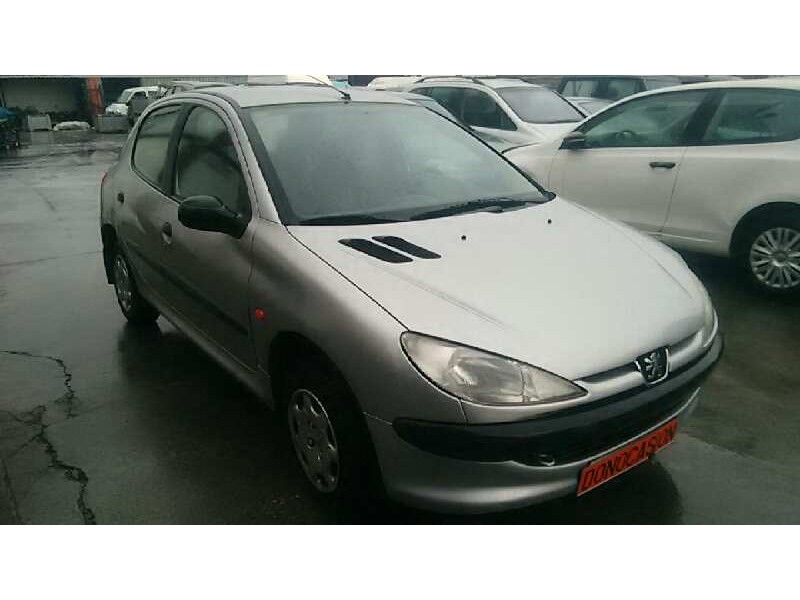 PEUGEOT 206 BERLINA