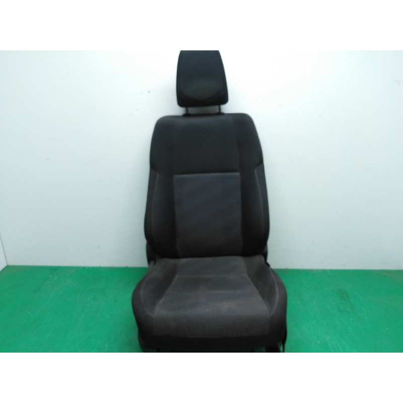 Recambio de asiento delantero derecho para toyota auris touring sports (e18) 1.8 16v cat (híbrido) referencia OEM IAM   
